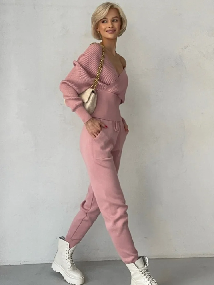 

Женский трикотажный комплект из двух предметов, свитер с открытыми плечами и рукавами «летучая мышь» с V-образным вырезом и облегающие длинные брюки