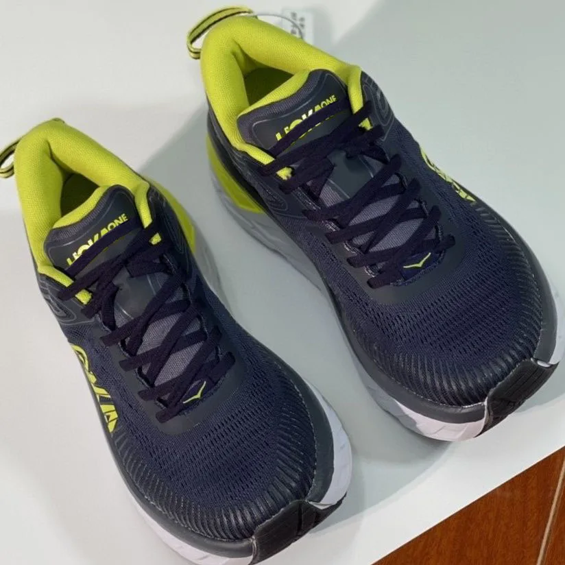 Unisex Professional Ultra light Thick sole shockproof Marathon Running shoes men women breathable road running jogging sneakers