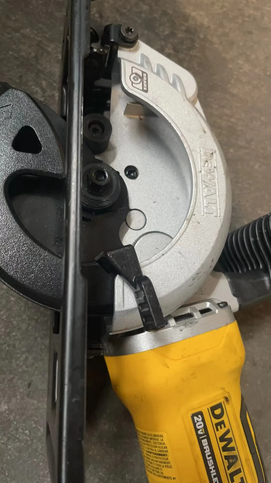 DEWALT 115 мм бесщеточная Беспроводная циркулярная пила 20 в DCS571 ATOMIC™Корпус 4500 об/мин