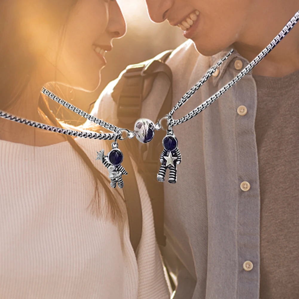 

Pendant Magnetic Heart Attracted Couple Necklaces Couple Lover Spaceman Jewelry Gift Necklace Stainless Steel Chain