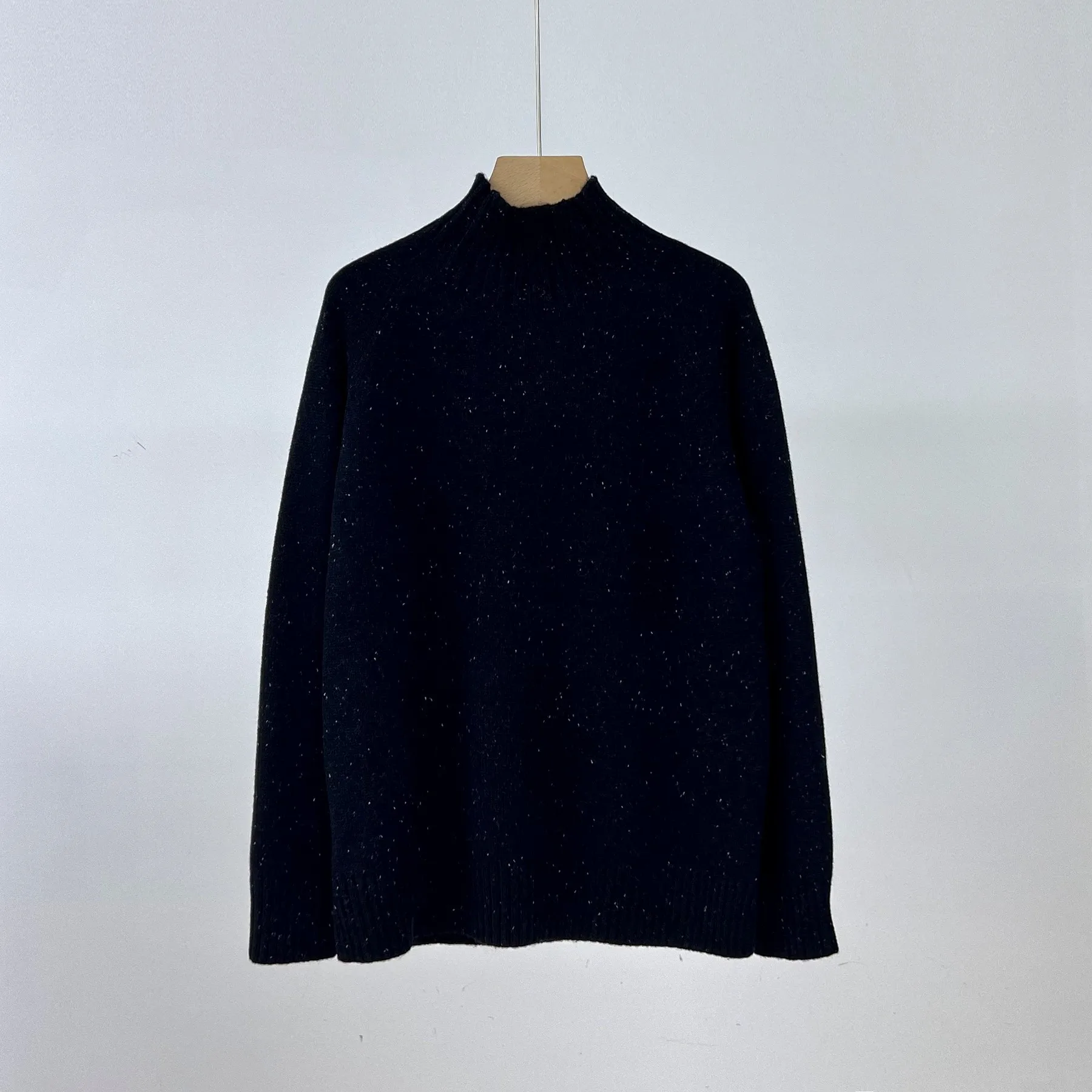 

Clothing Fall Women's 2023 New Fashionable Comfortable Elastic Absorbent Strong Point Yarn Cashmere Sweater 0925