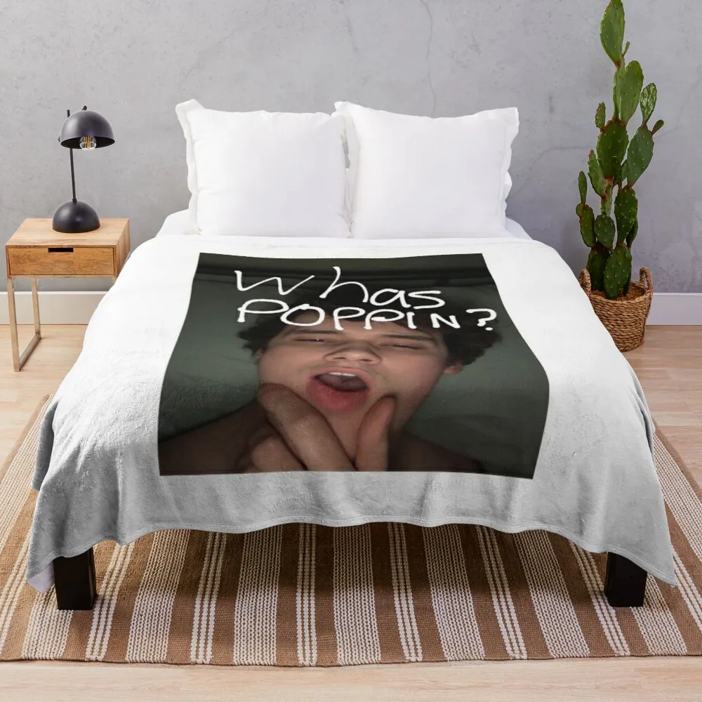 

wilbur soot Throw Blanket flannels