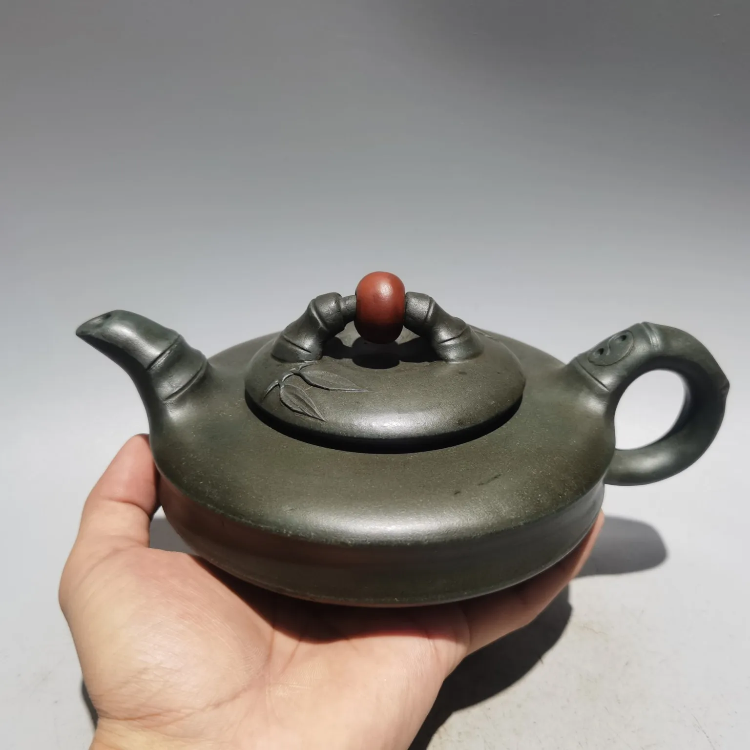 

8" Chinese Yixing Zisha Pottery Bamboo red beads time to run the pot teapot purple clay pot green mud Ornaments Gather fortune
