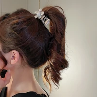 2022 new pearl rhinestone hair claws girl high ponytail clip fixed hairpin claw clip advanced sense hair accessories headwear