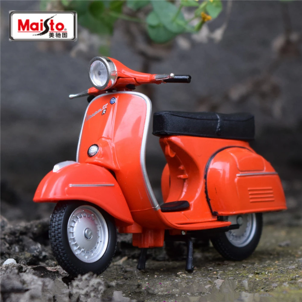 

Maisto 1:18 Vespa GT3 300 Alloy Motorcycle Model Simulation Diecast Metal Classic Motorcycle Model Collection Childrens Toy Gift