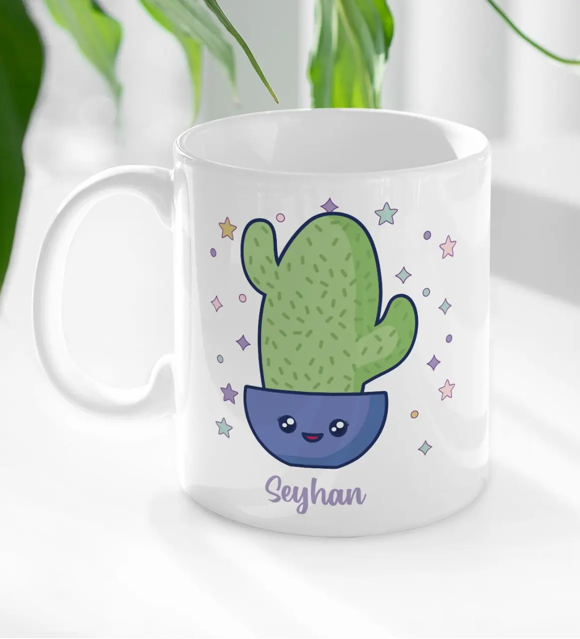 

Белая кружка с индивидуальным дизайном в виде кактуса