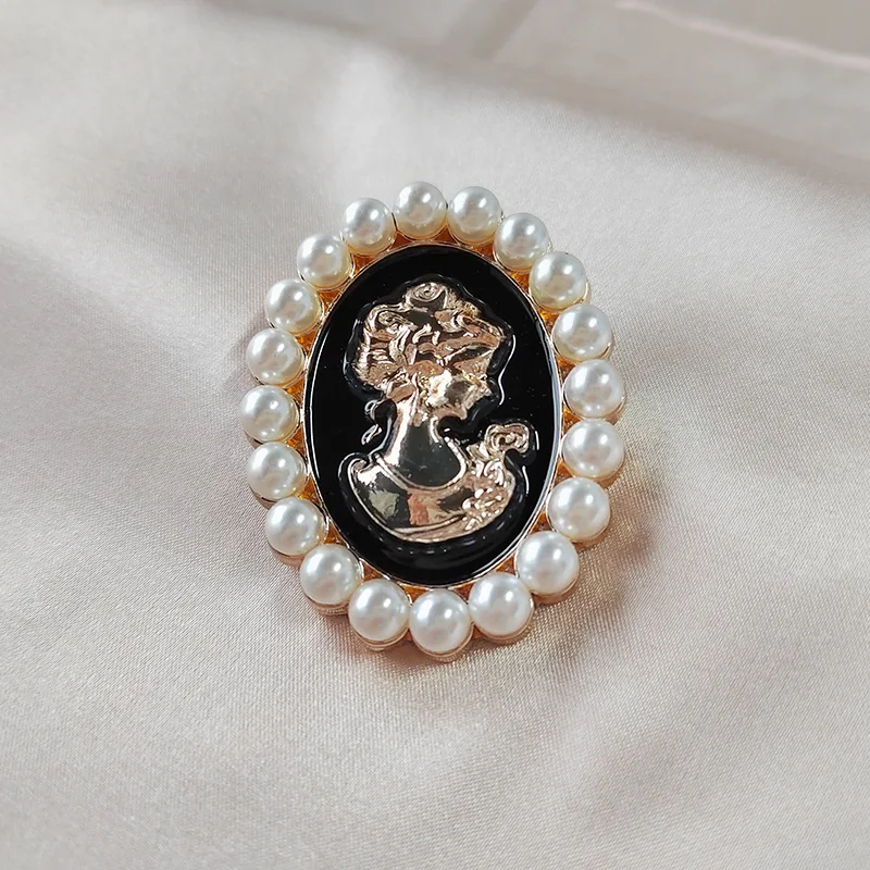 Женская винтажная брошь с жемчугом