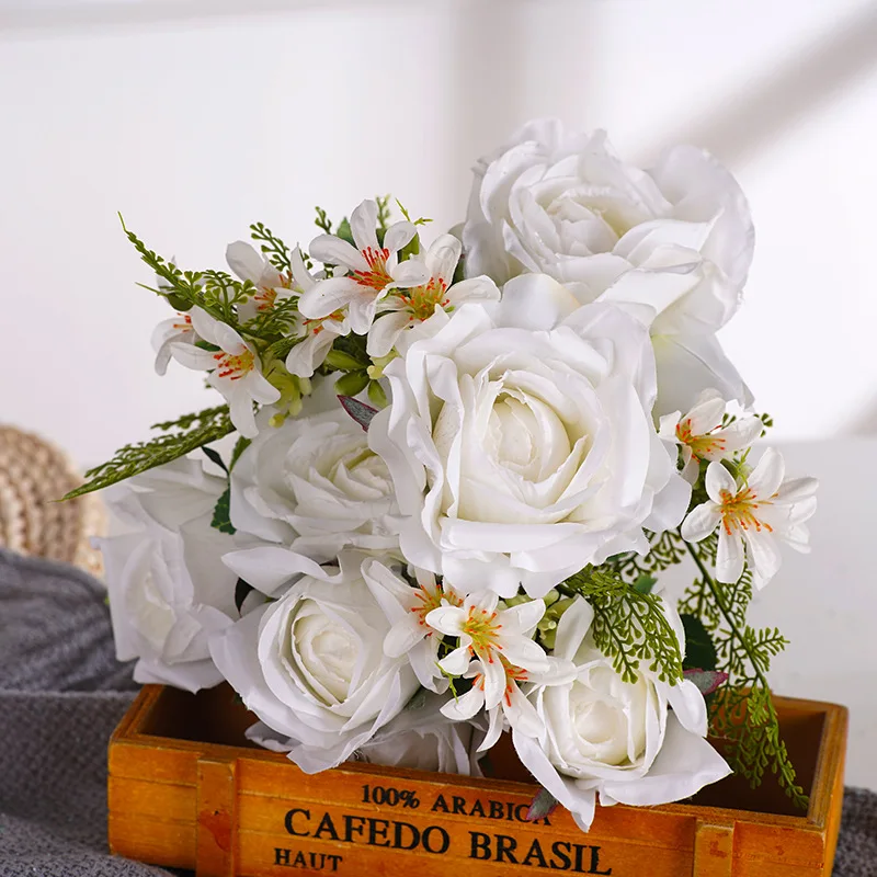 

Букет искусственных роз, шелковые белые розы, свадебные принадлежности, искусственные цветы, украшение для дома и стола, искусственные цвет...