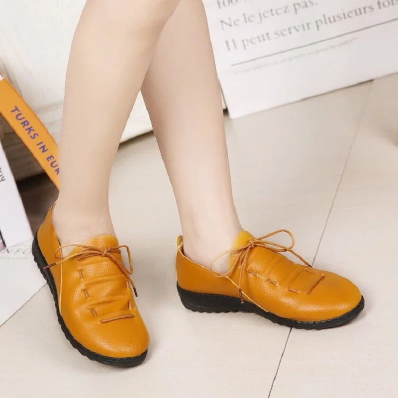 Designer Green Loafers Woman Pleated Lace Up Sneakers Women Wedges Moccasins Soft Leather Jogging Dance Flats