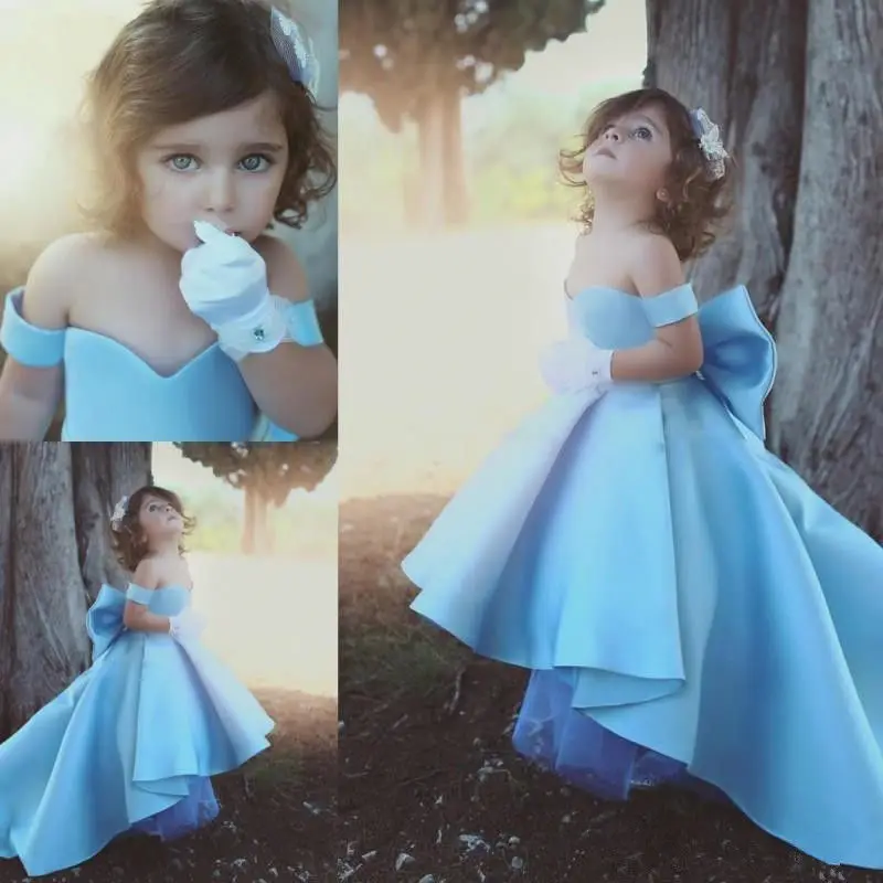 

Formal Off Shoulder Flower Girl Dresses Light Blue Kids First Communion Party Wedding Princess with Train Cupcake Pageant Dress