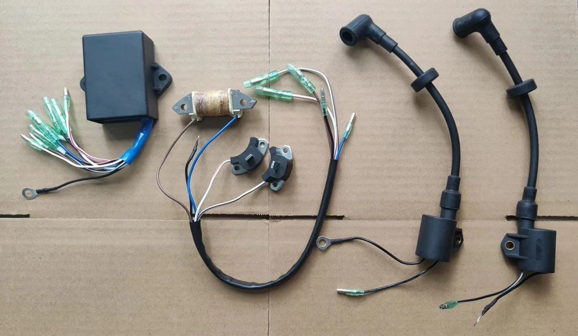 

Yum outboard engine 2 stroke 15/30/40/60/85 H P ignition coil. Igniter. Pressure pack