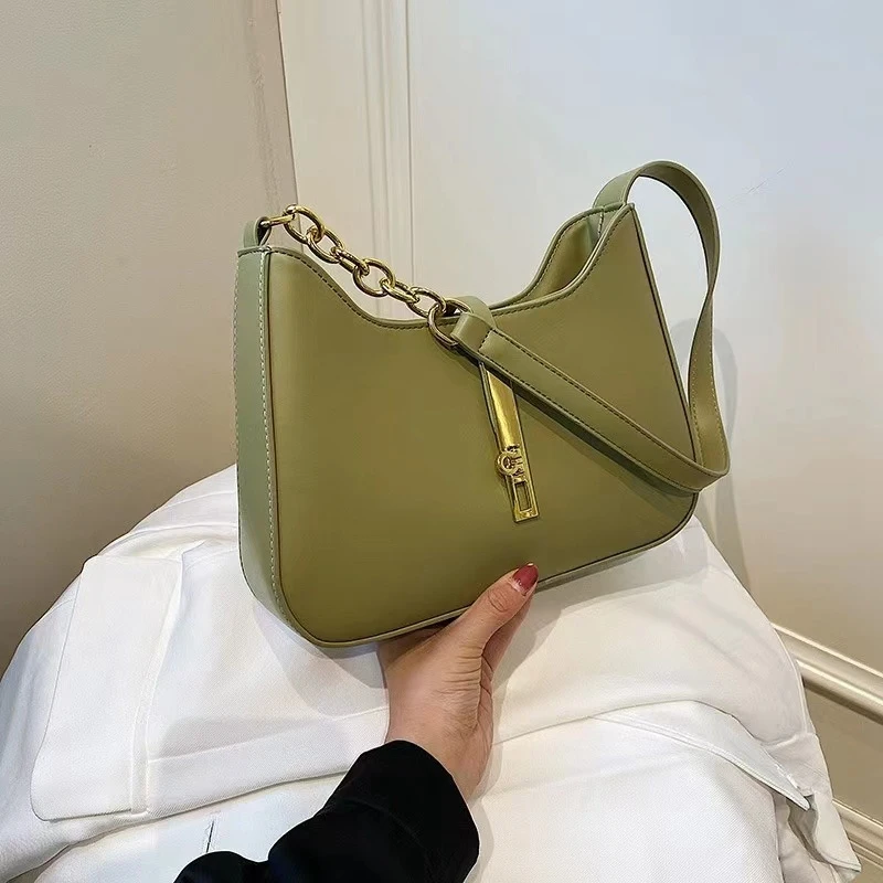 

New 2023 Women's Niche Design Fashion Handbag High End Versatile Underarm Bag Fresh Summer Small Square Bag