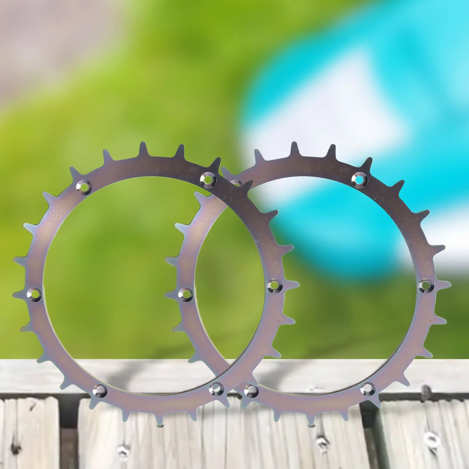 Нержавеющие винты противоскользящие подходящие для газонокосилок-роботов Bosch