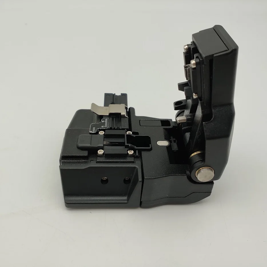 Made in china Fiber cleaver AUA-30S  High Precision Cleaver with case Optical fiber