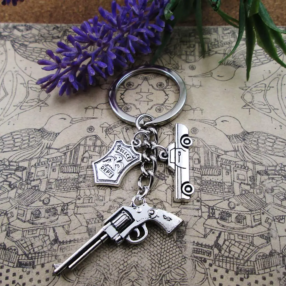 Брелок для ключей с изображением героев, полицейских, пистолетов, машин, мужа, сына, дяди