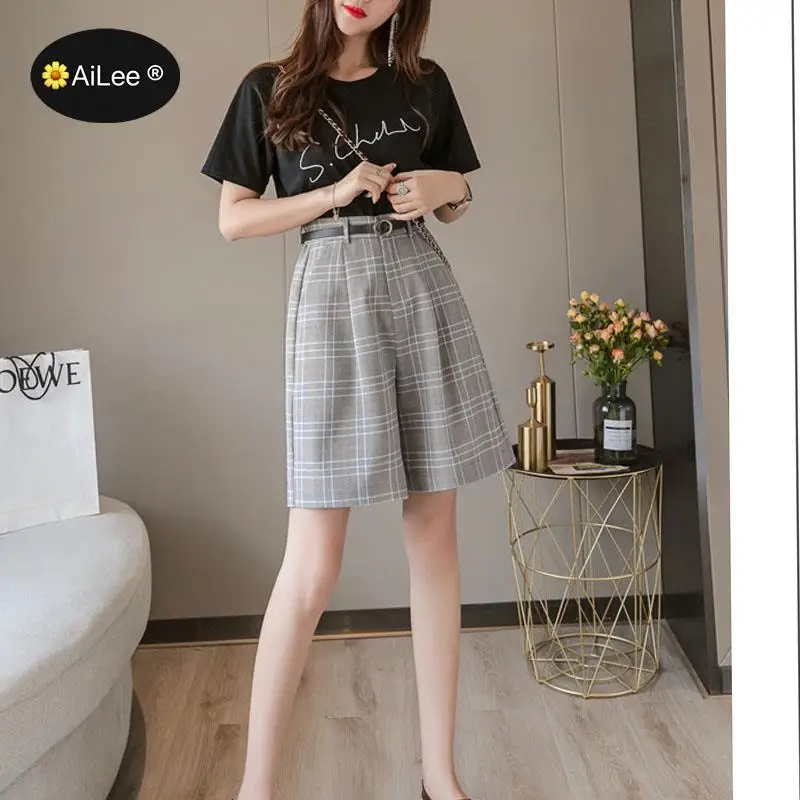 Plus Size 3XL Summer Knee Length Plaid Shorts England Style Comfortable Wide Leg Trouses Women Loose Casual Straight Shorts