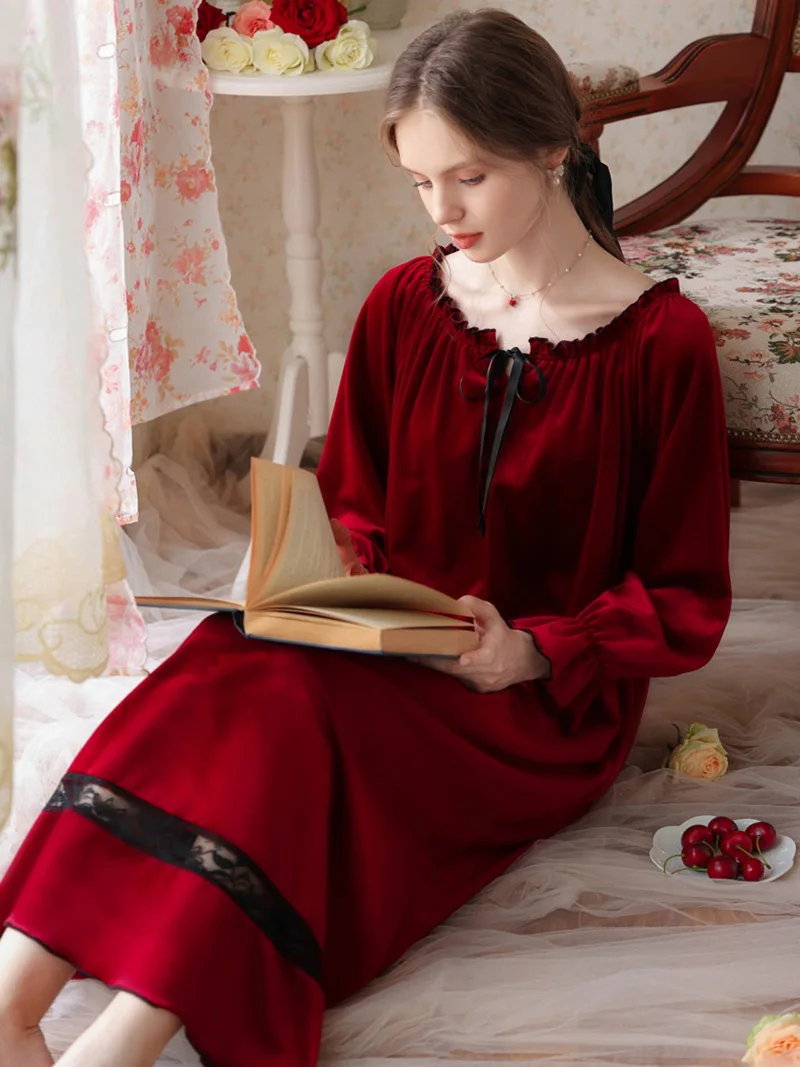 Women Vintage Velvet Long Nightdress Autumn Winter Velour Robe Sleepwear Princess Nightwear Victorian Princess Nightgowns