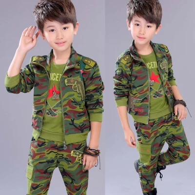 Детский Камуфляжный костюм из трех предметов детский спортивный комплект
