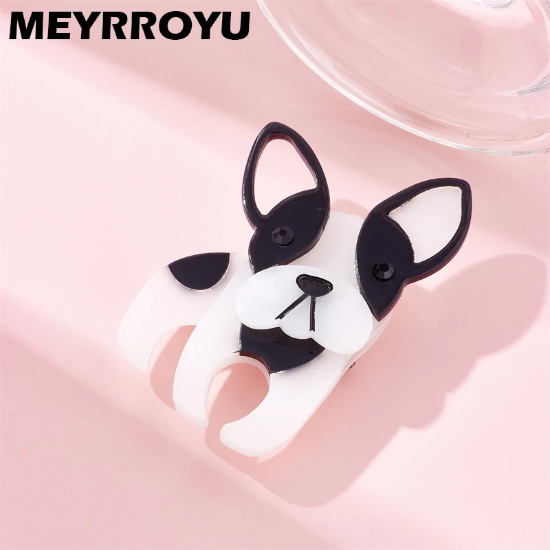 

MEYRROYU Black White Dog Brooch for Woman Acrylic Material Cute Girl Cartoon Animal Funny Creative Birthday Gifts Accessories