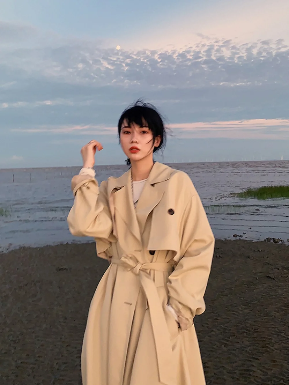 

Women's Classic Western Style Fashion Loose Trench Coat