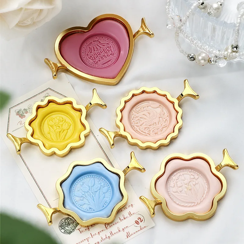 

Wax Seal Stamp Ring Shape Fixer Plum Blossom Wavy Cherry Blossom Octagon Circle Square Heart Shapes for DIY Craft Making 2.5cm