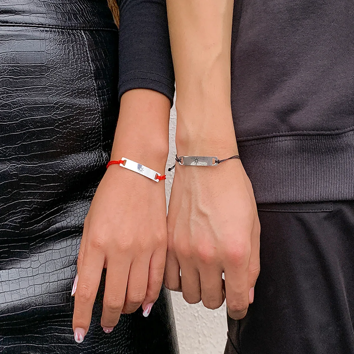 

Браслет геометрический из титановой стали, с гравировкой