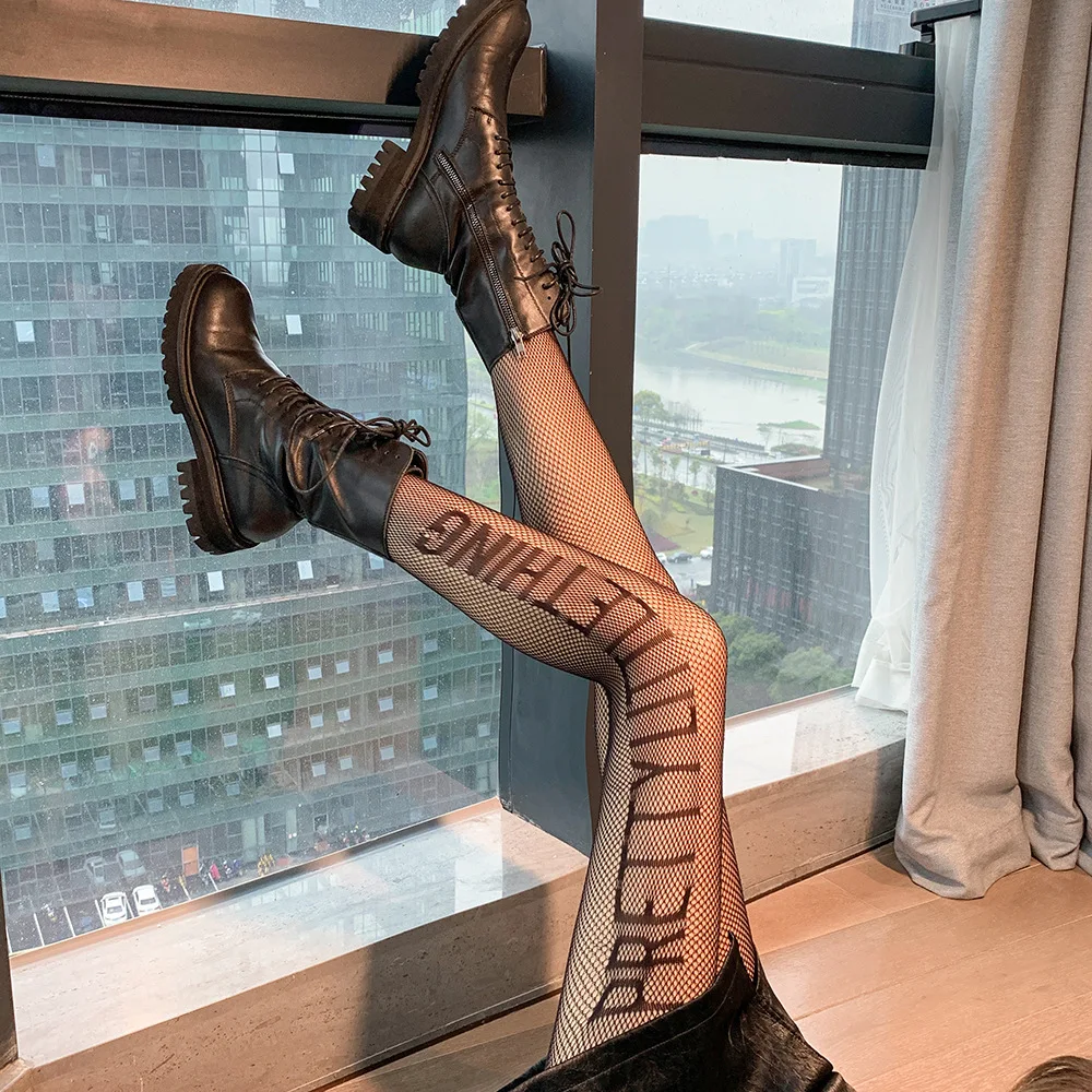 

Пикантные японские колготки с буквенным принтом, черные винтажные колготки в стиле Лолиты, колготки в сеточку, прозрачные колготки, колготк...