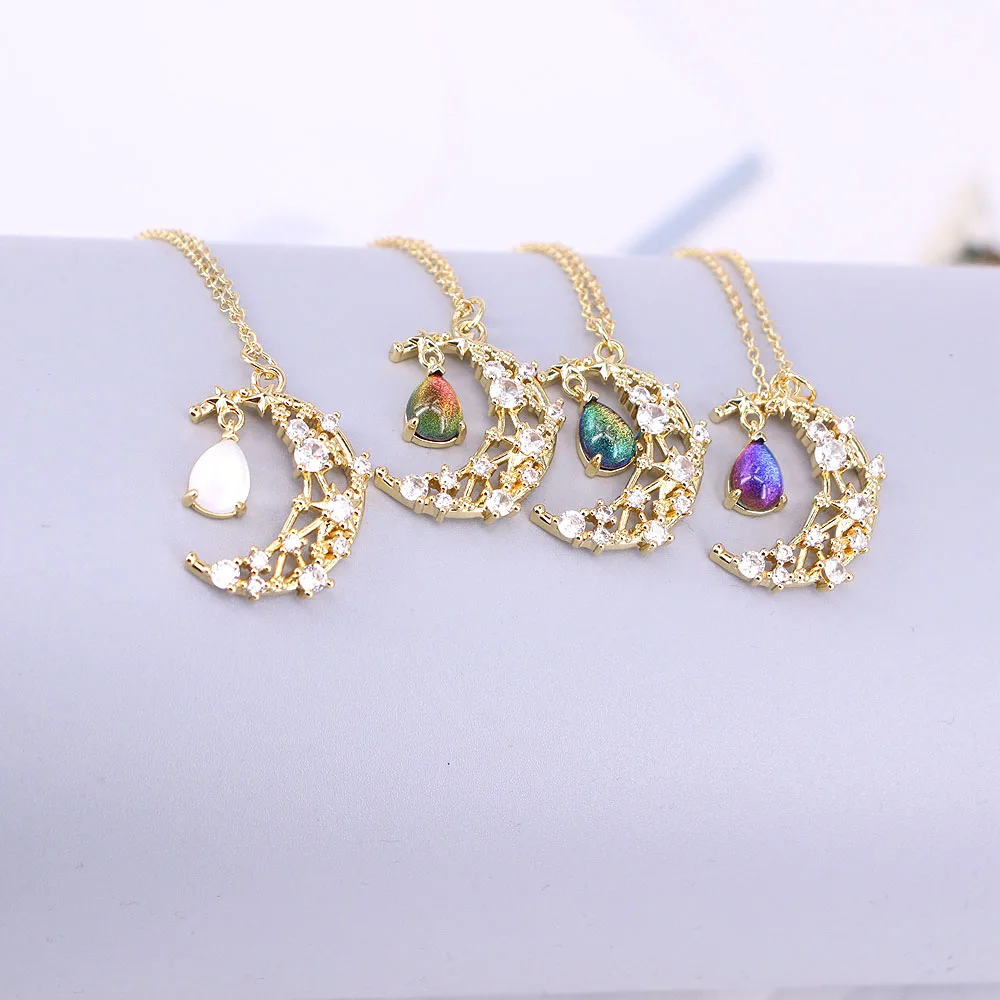 

Ожерелье с подвеской в виде звездного неба с цирконом