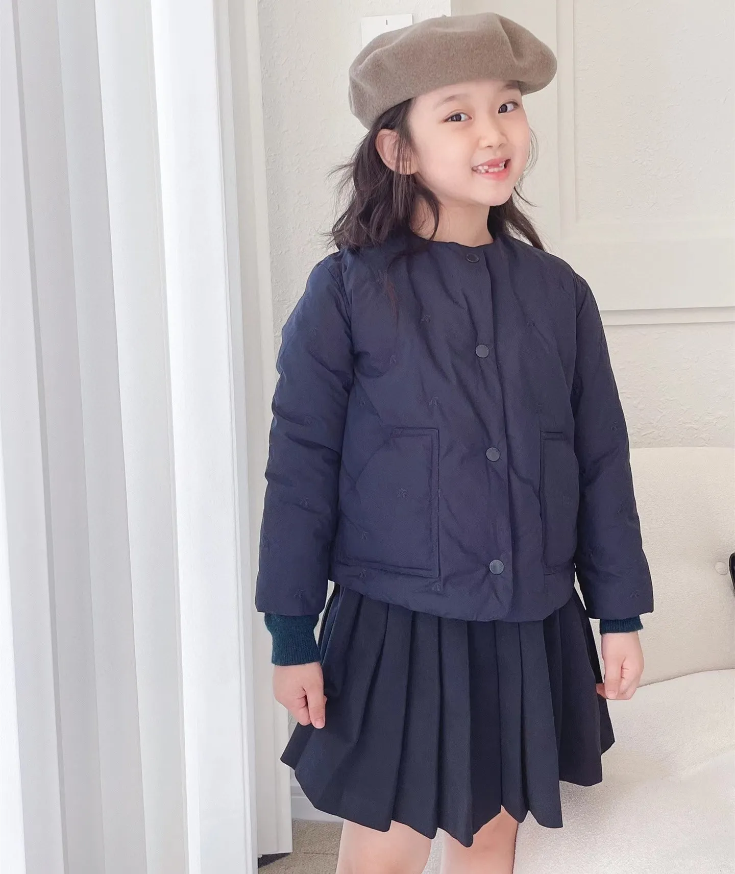 

Girls and boys fashionable down jacket kids coat dark blue cherry embroidery 95 white duck down high-quality coat