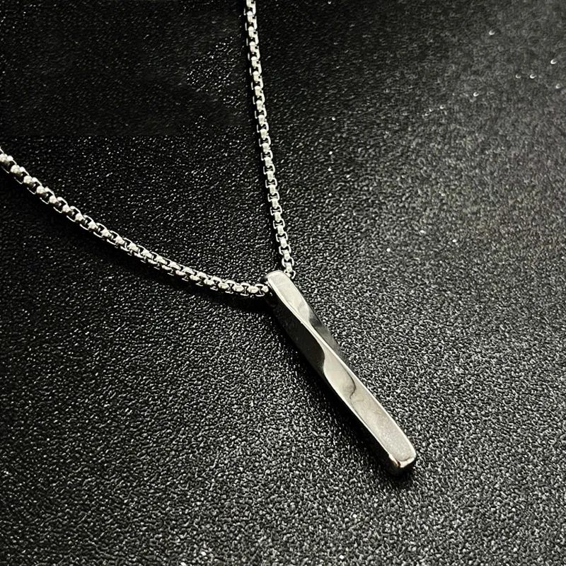 

Titanium Steel Jewelry Geometric Twist Fried Dough Twist Pendant Male And Female Stainless Steel Necklace