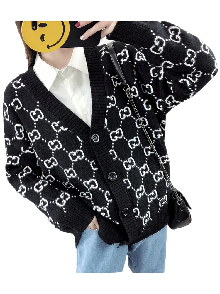 

Sweater Women Black V Neck Single Breasted Knitted Cardigans 2022 Autumn New Fashion Slim Heavy Industry Vintage Letter Sweaters