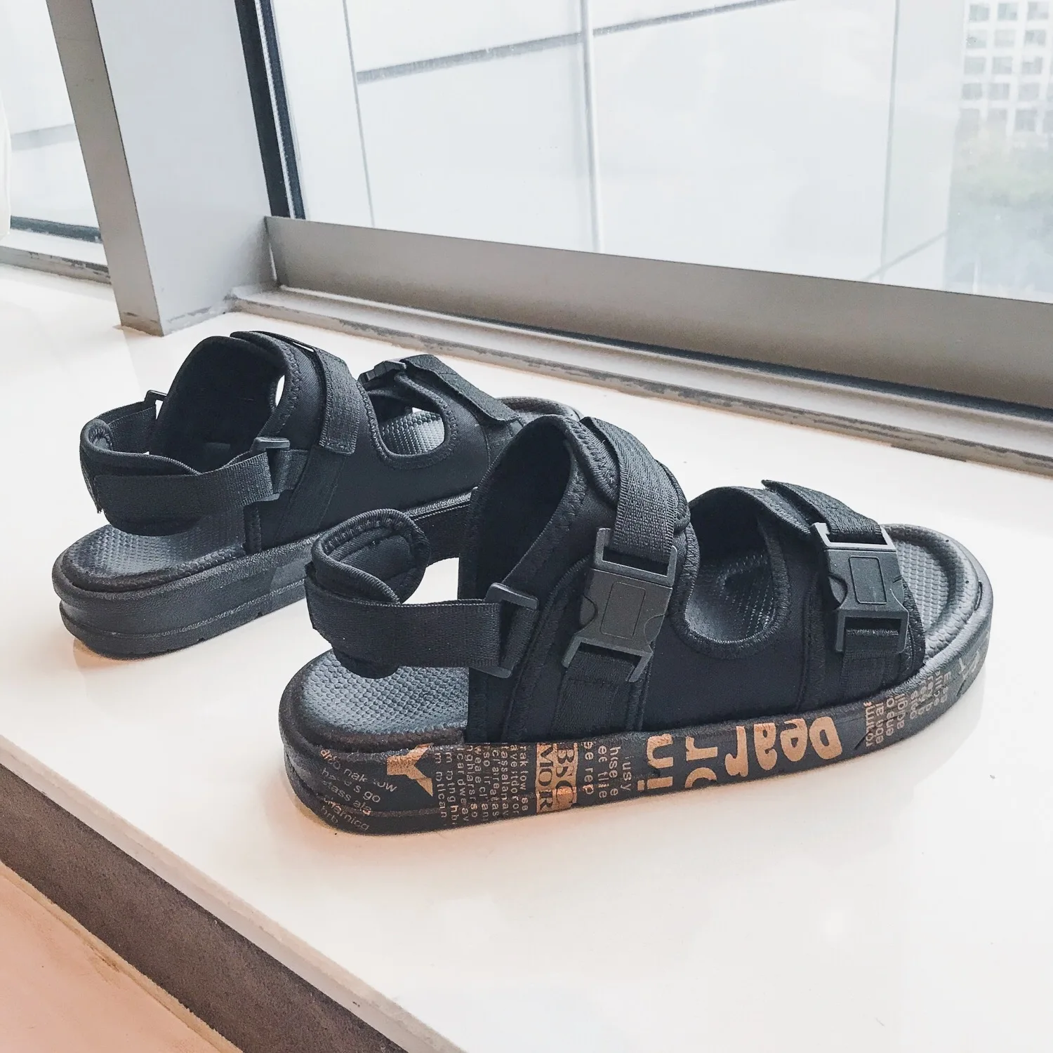

2022 New Summer Thick Bottom Heightened Women's Sandals Soft Low Wear-resistant Women's Slippers Fashion All-match Beach Shoes