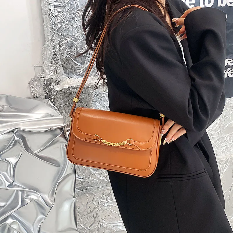

Retro Texture Small Bag Women's Bag 2022 Spring New Trendy All-match Shoulder Bag Fashion Niche Messenger Bag Small Square Bag