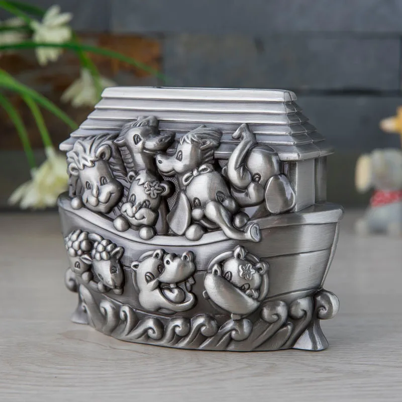 

Metal craft European creative storage piggy bank cartoon Noah's Ark coin jar home decoration gift