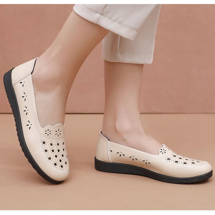 

Summer Breathable Hollowed Out Synthetic Leather Shoes Soft Flat Mother's Shoes Anti Slip Nurse's Shoes 2023 Shoes for Women