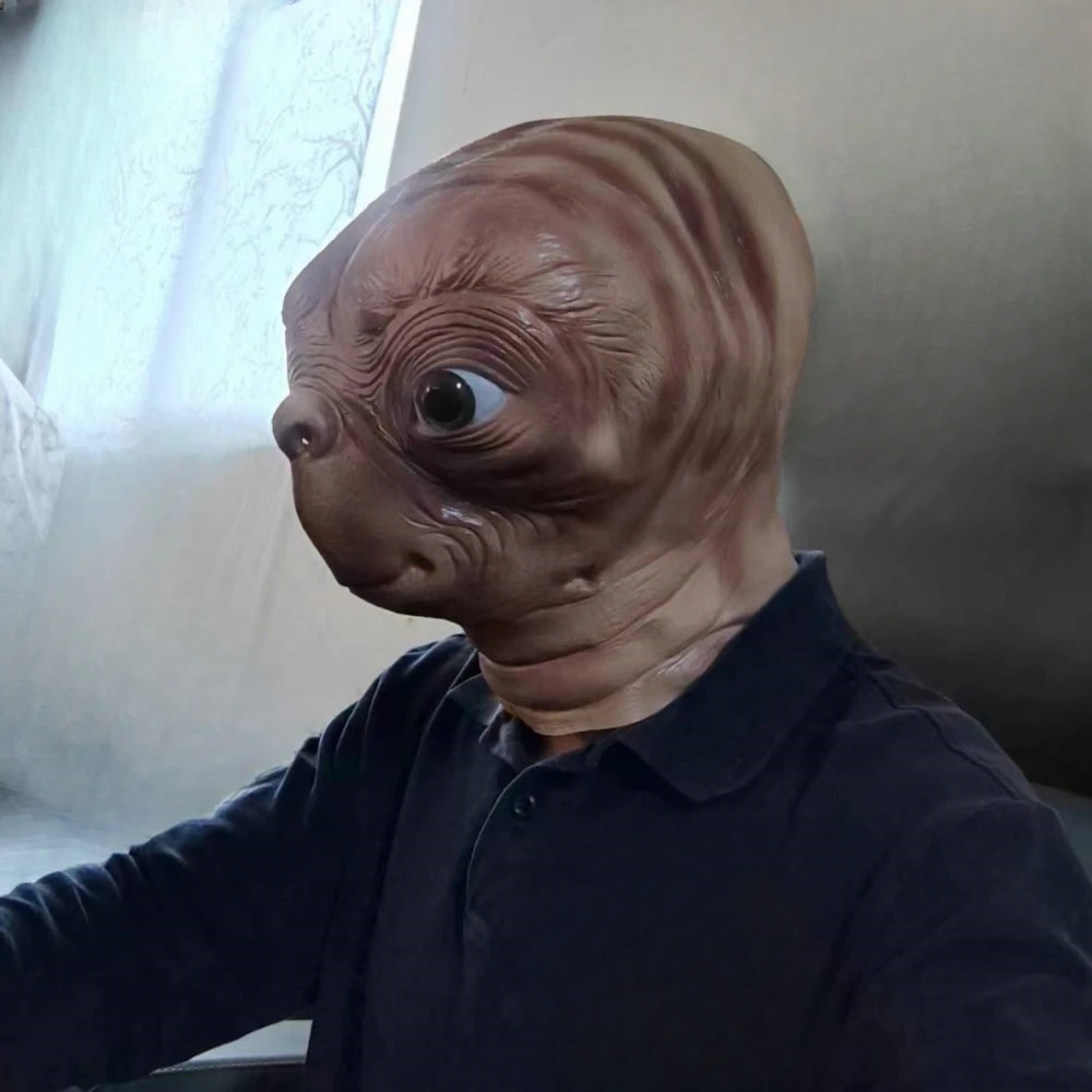 Резиновая маска для танцев