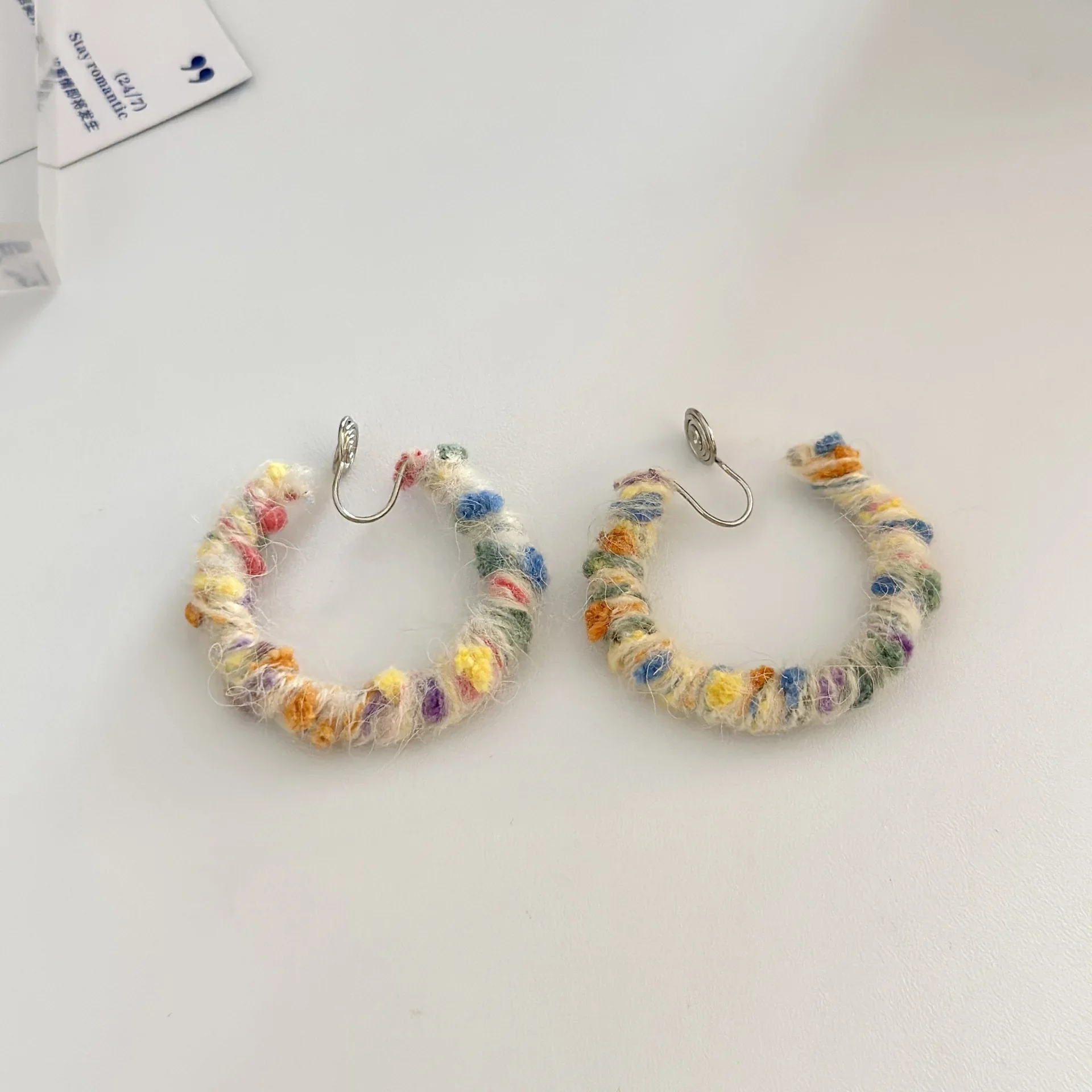 Модные корейские разноцветные Круглые Серьги-Клипсы из шерсти на осень и зиму