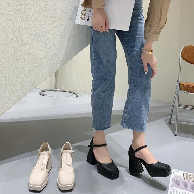 Босоножки женские на платформе сандалии в готическом стиле толстом высоком