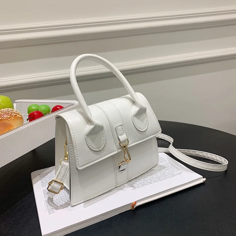 

New Trend Locks Shopping Travel Crossbody Bag Women's Fashion Casual Mobile Phone Change Shoulder Handbag Purses