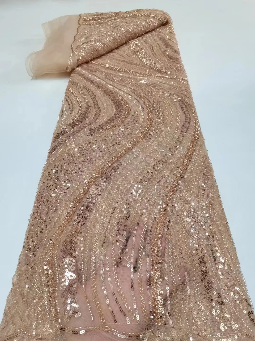 

Роскошная вышитая бисером французская кружевная Тюлевая ткань ручной работы 2022 Африканское высококачественное кружево с блестками женское свадебное платье