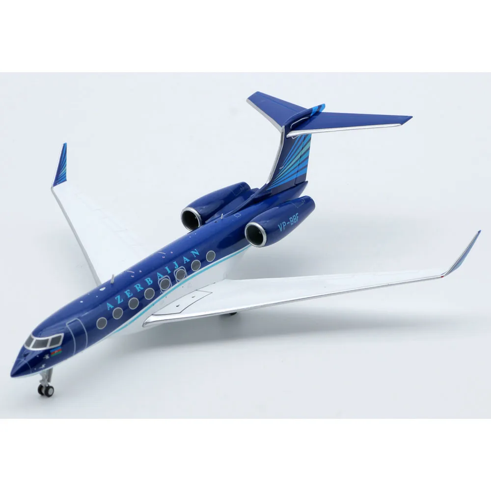 Коллекционный самолет из сплава LH2291 подарок JC Крылья 1:200 Азербайджан Gulfstream G650