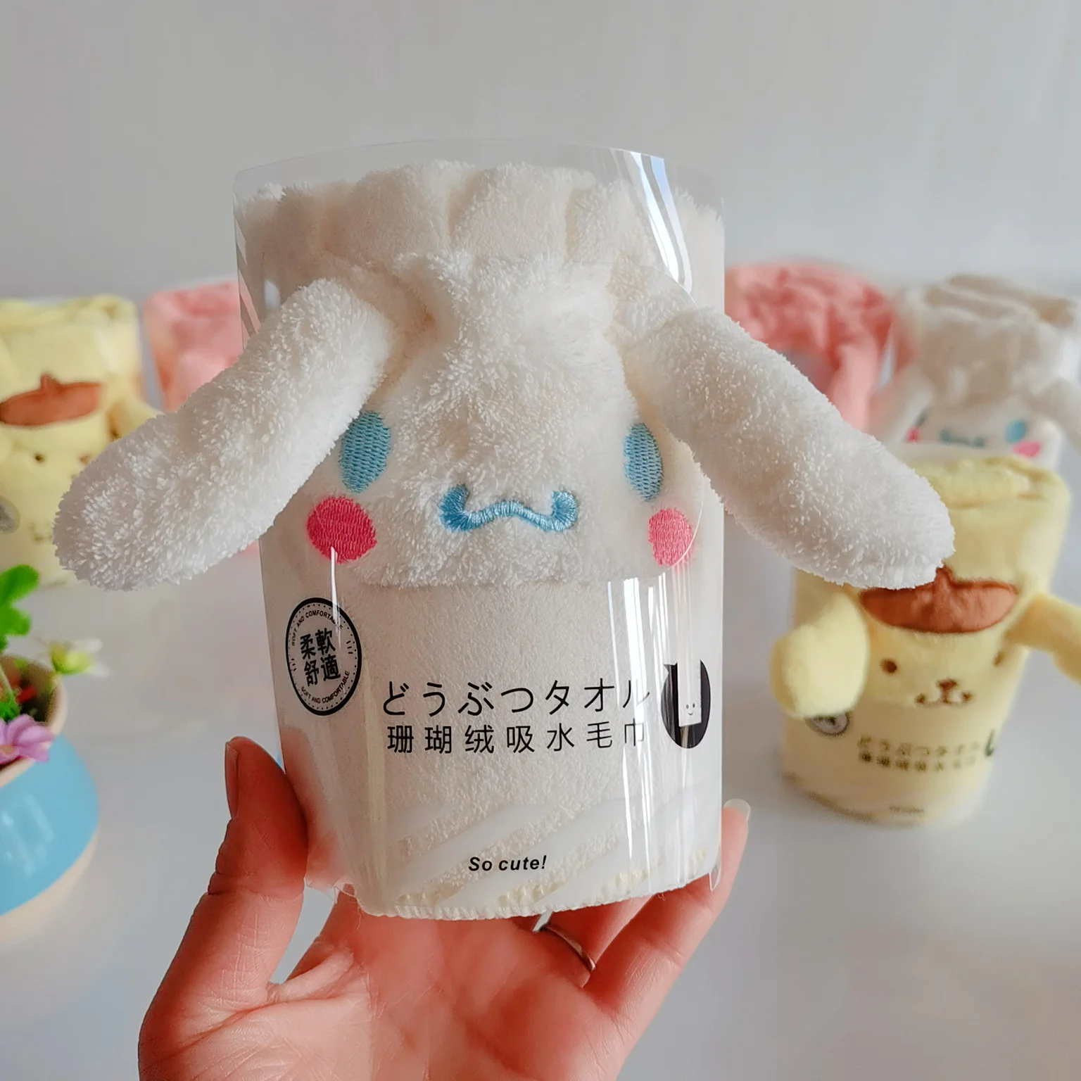Фото Оптовая продажа Sanrio Crayon Shin-chan Lotso Коралловые флисовые полотенца Мягкие впитывающие быстросохнущие безворсовые полотенца для домашнего использования с героями мультфильмов №5
