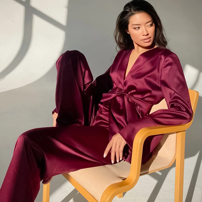 

Autumn Pajamas Ice Silk Comfortable Long-sleeved Pajamas Loose Pajamas Two-piece Fashion Ladies Home Clothes