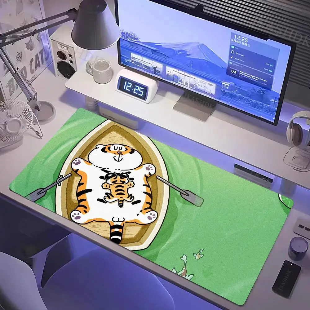 Фото Коврик для мыши Fat Tiger, нескользящий, подходит для офисных компьютеров, ноутбуков, киберспортивных игр, настольных ковриков, клавиатуры XXL. №2