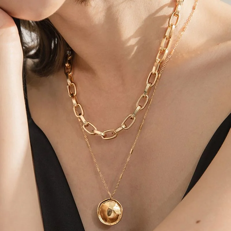 

Multilayer Metal Chain Portrait Engraved Coin Butterfly pearl Pendant Gold Thick Clavicle Necklaces Girls Jewelry Christmas gift