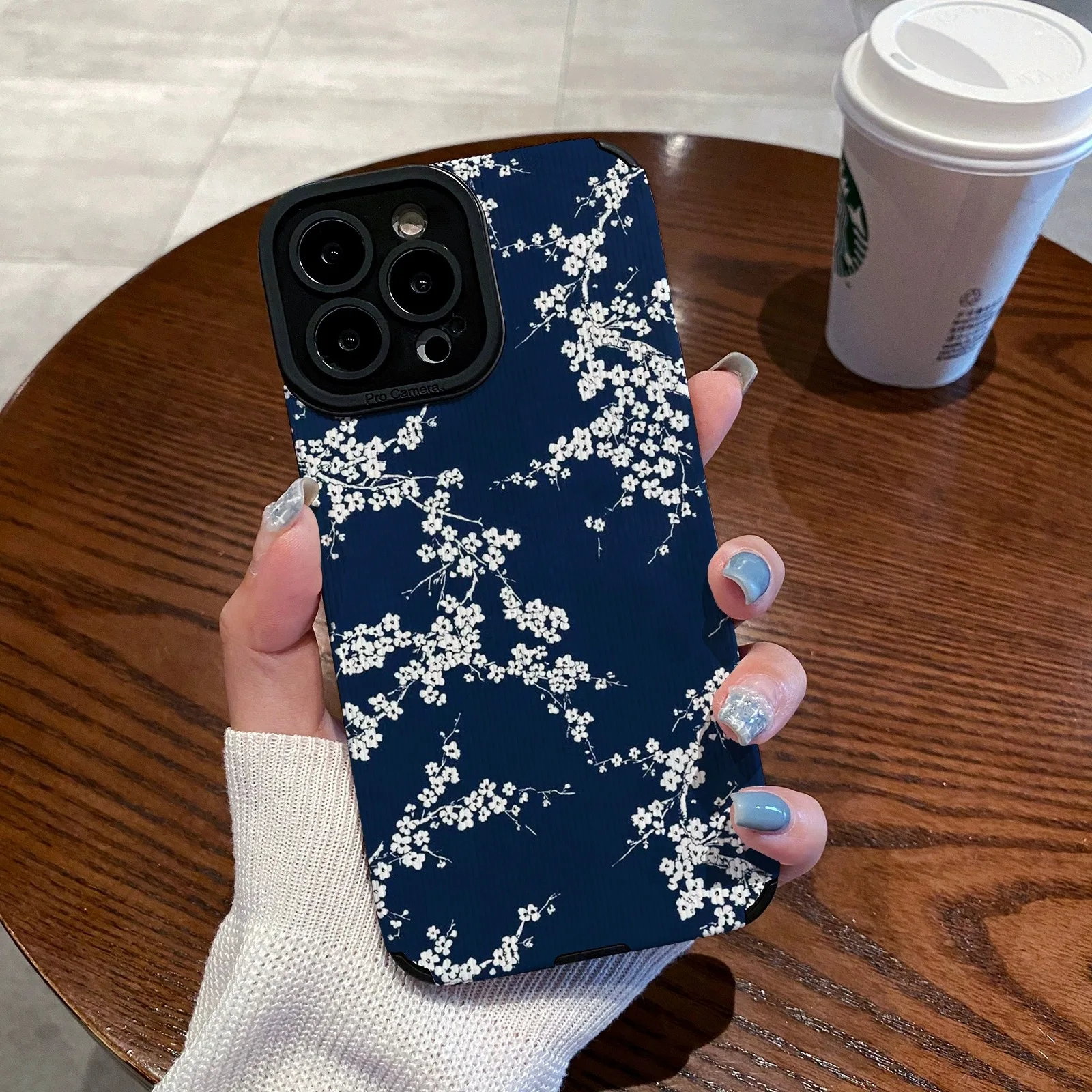 Фото Модный силиконовый кожаный чехол с белым цветком сливы для iPhone 17 16 Plus Air 14 15 Pro Max 11 12 13 Mini противоударный полный чехол №2