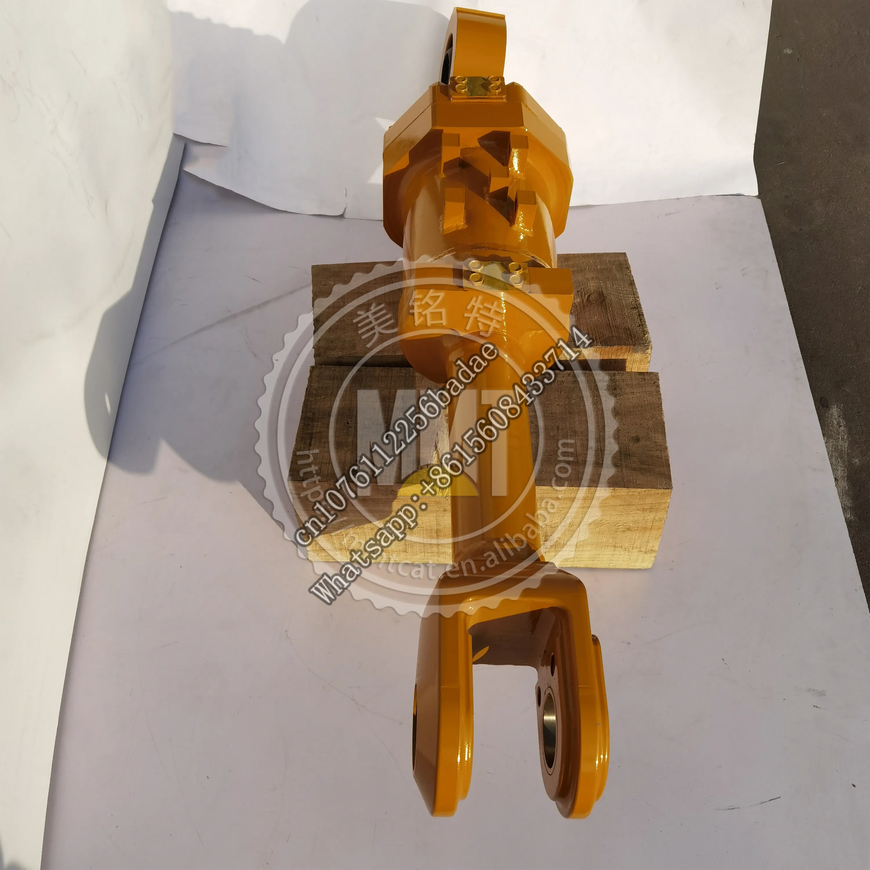 Рисунок 5 - Гидравлический цилиндр с наклоном