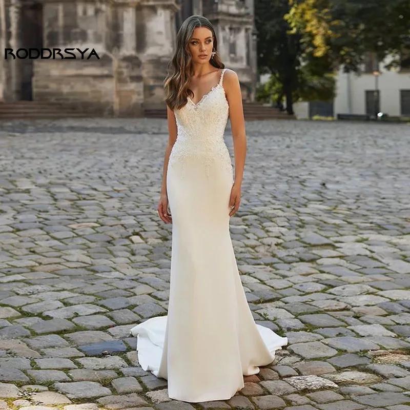 

RODDRSYA Perfect V-Neck Mermaid Wedding Dresses 2023 Sexy Spaghetti Straps Lace Appliques Bridal Gowns Sleeveless Sweep Train