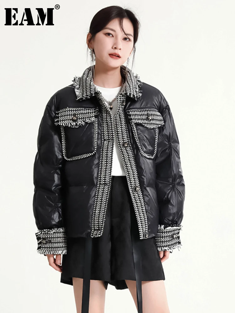

[EAM] Loose Fit Black Plaid Big Size Down Jacket New Long Sleeve Warm Women Parkas Fashion Tide Autumn Winter 2023 1DF2270