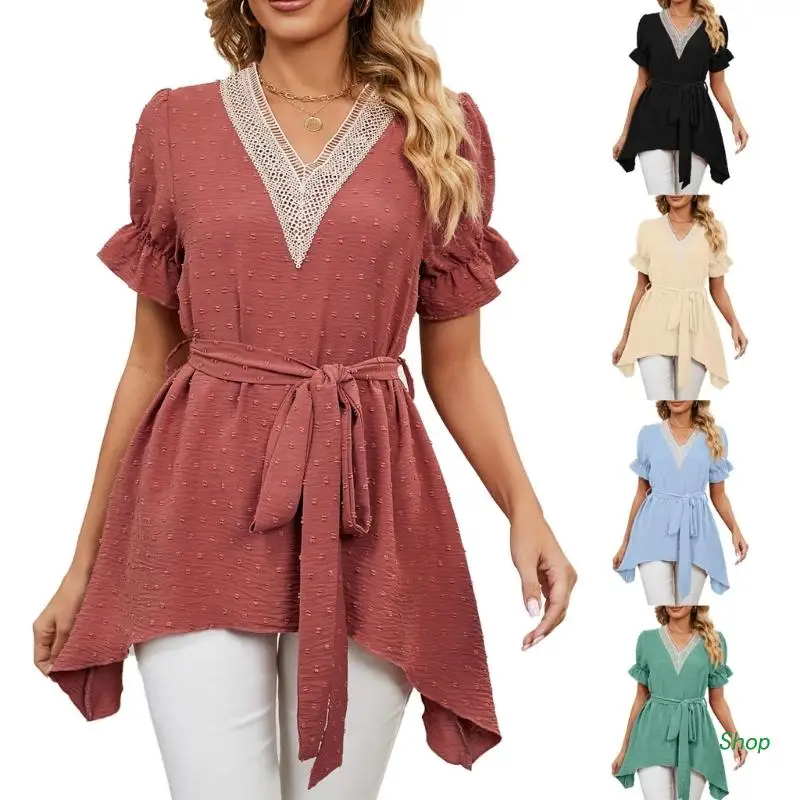 

Женская блузка с V-образным вырезом и коротким рукавом